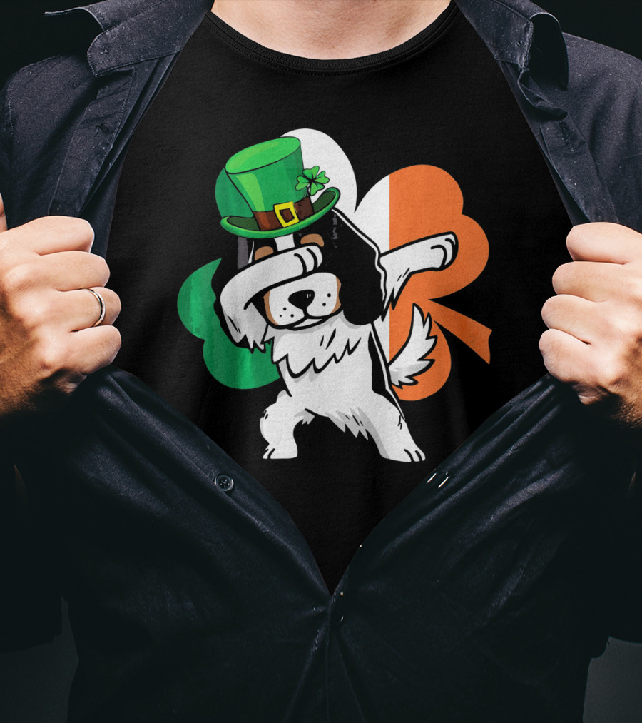 Cavalier King Charles Spaniel Dabbing Irish Clover St Patricks Day T-Shirt