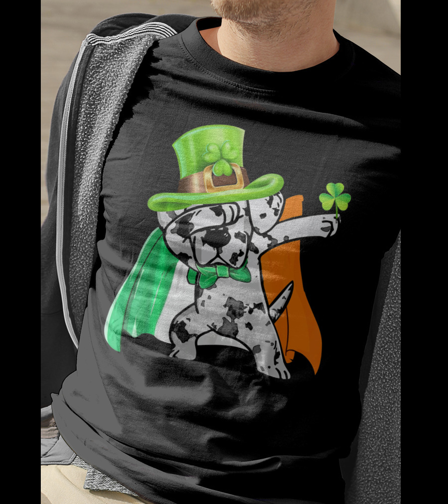 Dabbing Great Dane Irish Flag Shamrock Hat Cape T-Shirt