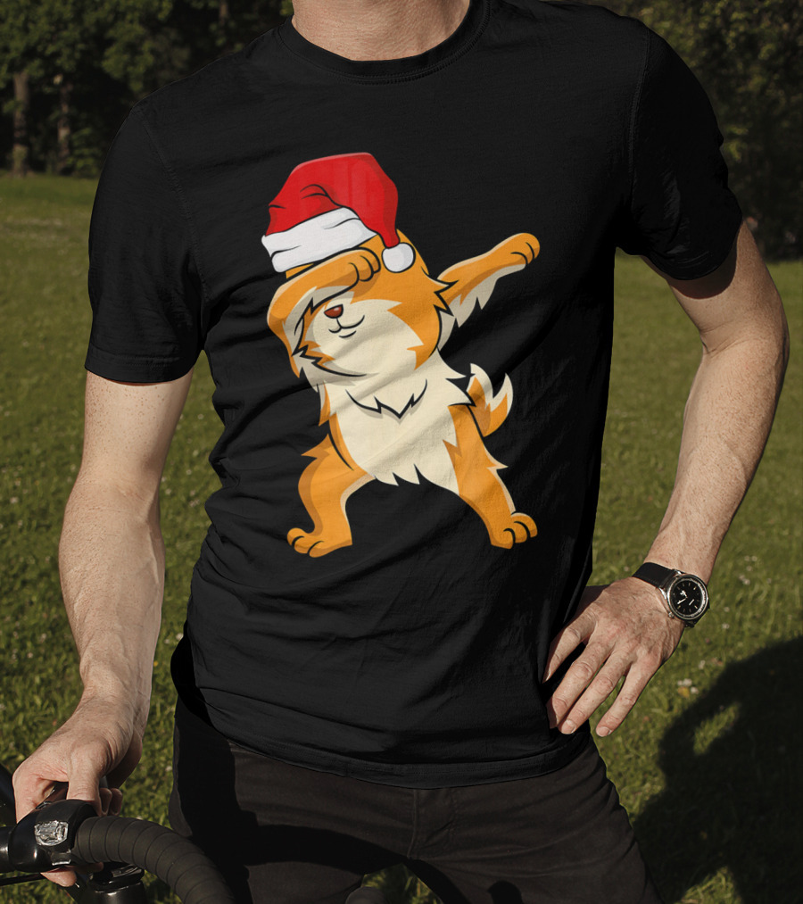 Dabbing Pomeranian With Santa Hat T-Shirt