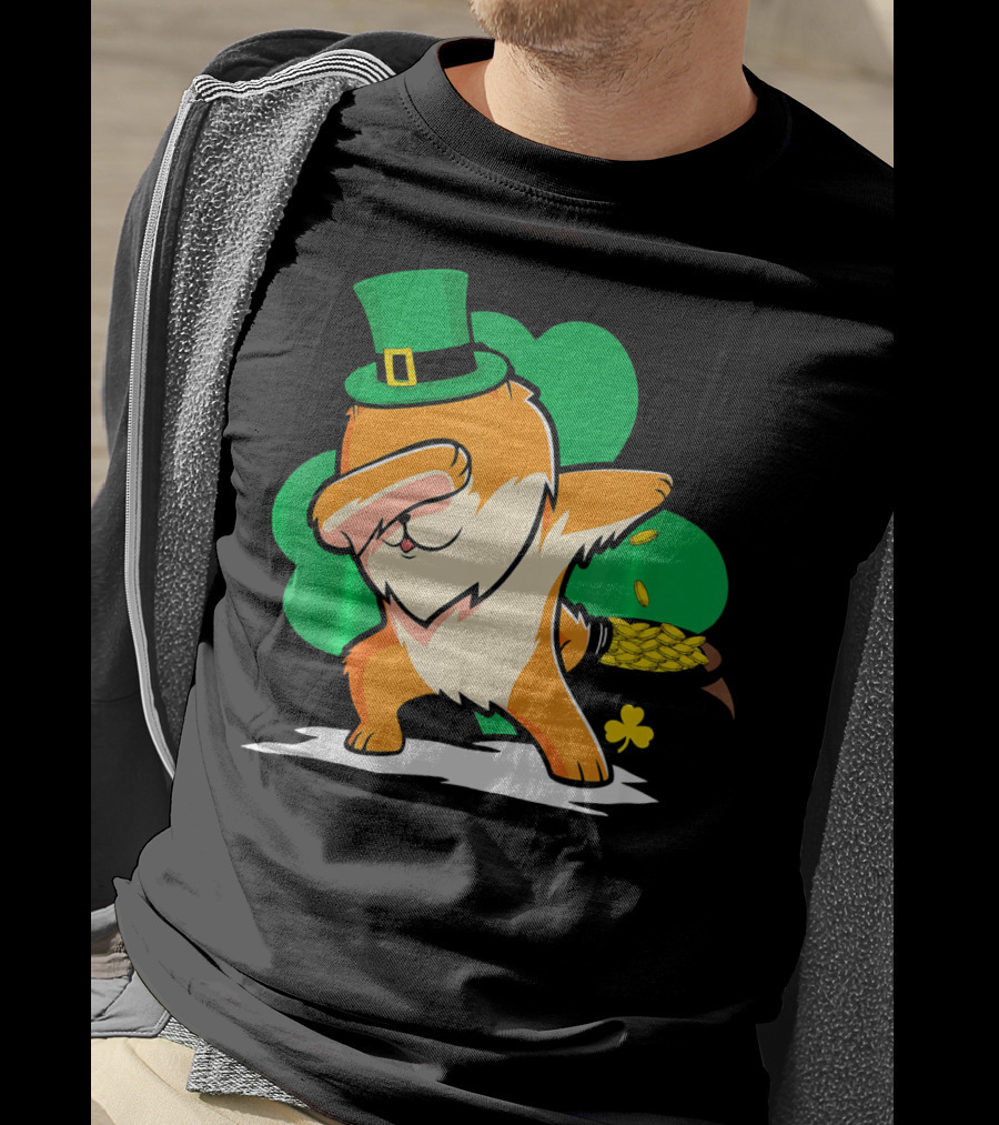 St Patrick's Day Dabbing Pomeranian With Leprechaun Hat And Shamrock T-Shirt