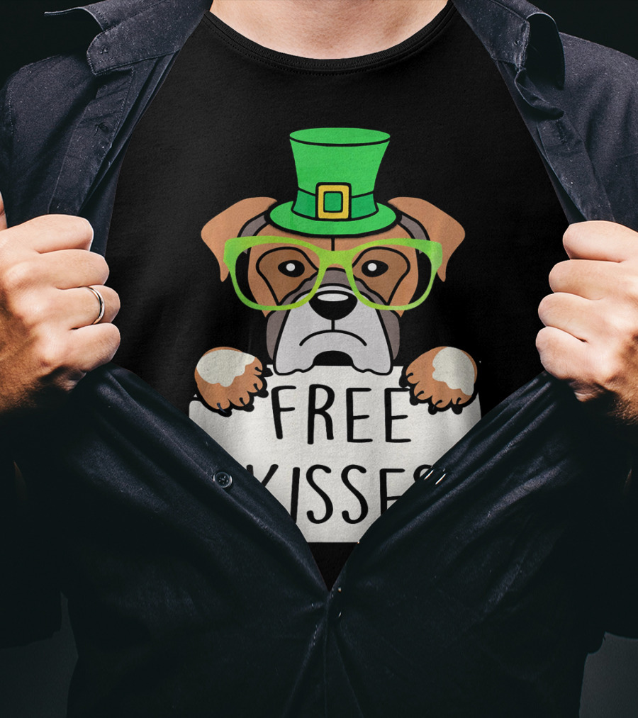 Free Kisses Boxer Dog Leprechaun St Patrick Hat Green Glasses T-Shirt