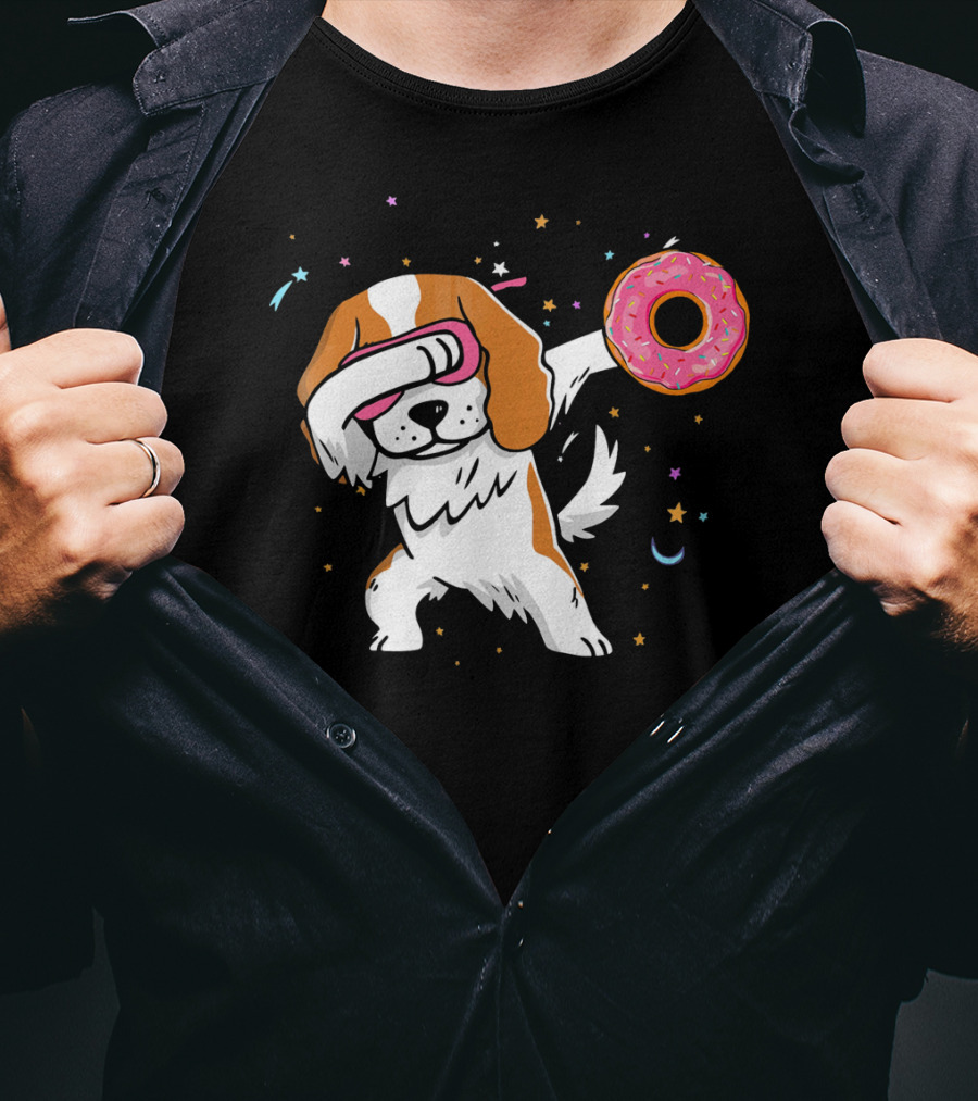 Funny Dabbing Cavalier King Charles Spaniel With Pink Frosted Donut T-Shirt