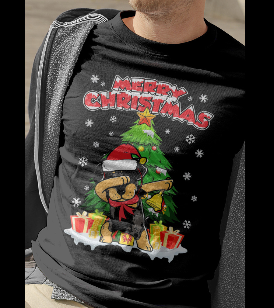 Merry Christmas Dabbing Rottweiler With Santa Hat And Gifts T-Shirt