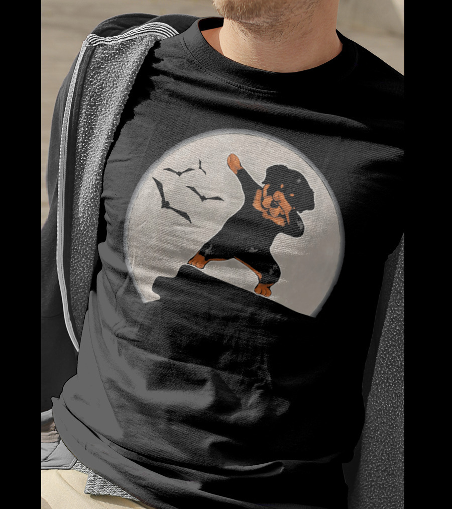 Funny Rottweiler Dabbing Dog Halloween Costume With Moon And Bats T-Shirt