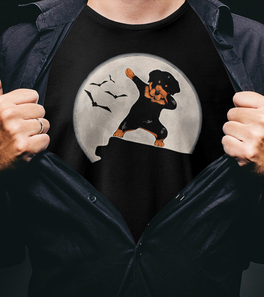 Funny Rottweiler Dabbing Dog Halloween Costume With Moon And Bats T-Shirt