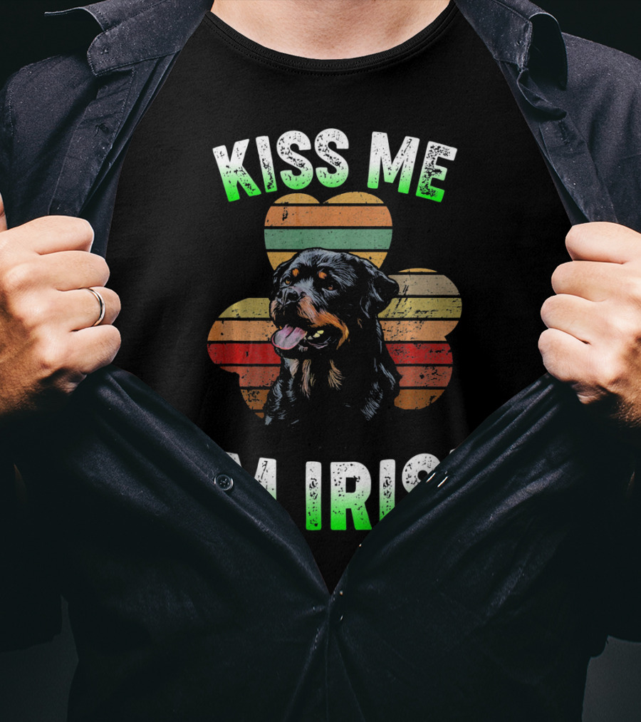 Kiss Me I'm Irish Funny Vintage Shamrock Rottweiler T-Shirt