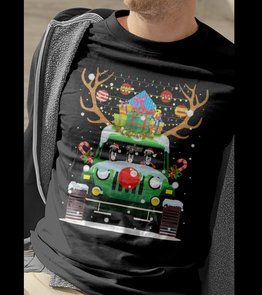 Great Dane Santa Hat Jeep Christmas Reindeer Gift Decorations T-Shirt