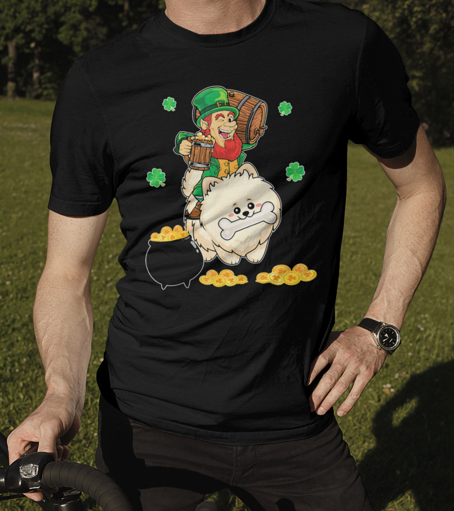 Leprechaun Rides Pomeranian With Beer And Gold Shamrocks T-Shirt