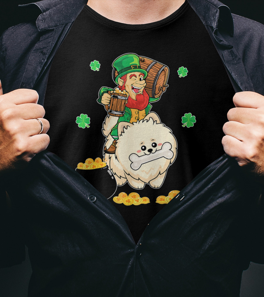 Leprechaun Rides Pomeranian With Beer And Gold Shamrocks T-Shirt