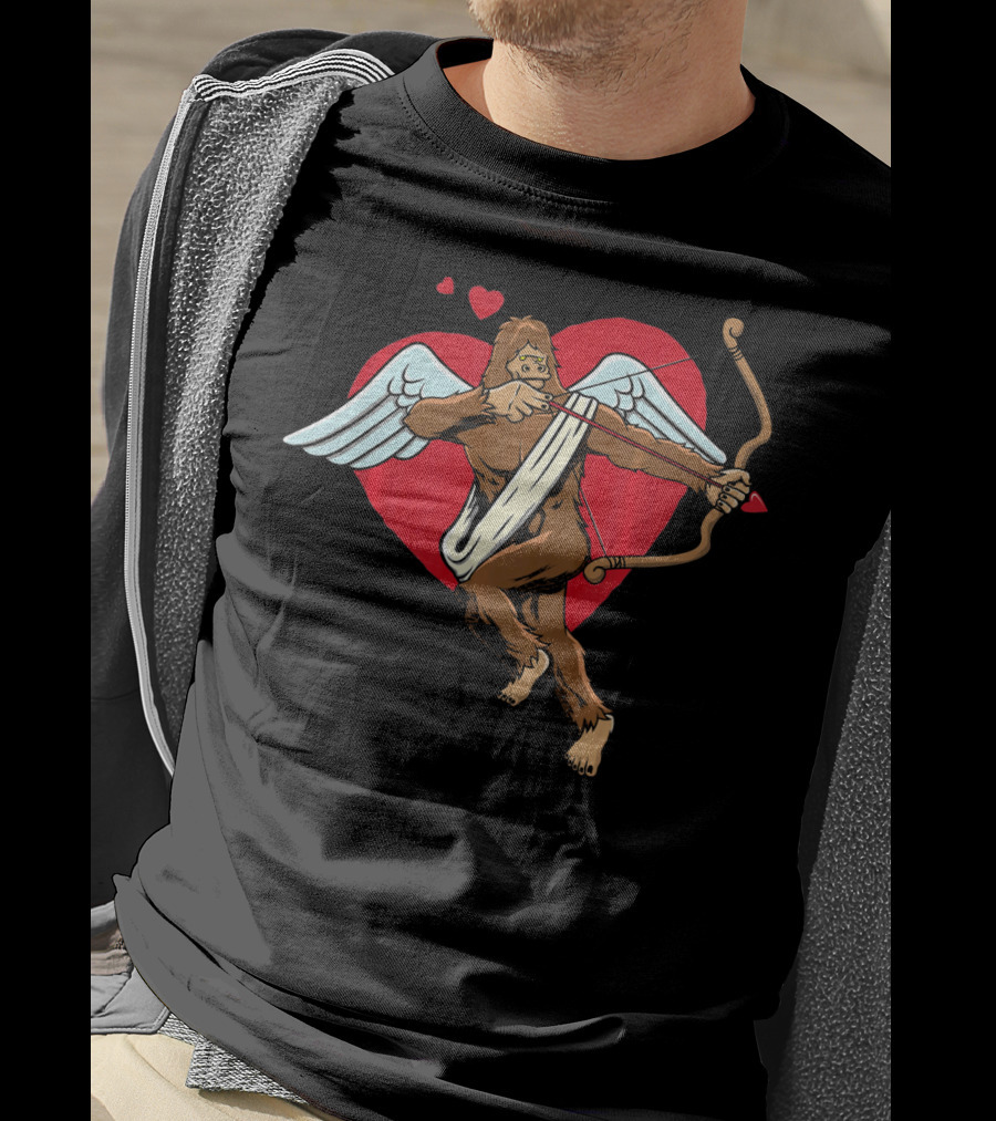 Bigfoot Cupid Eros Sasquatch Valentine With Wings And Bow T-Shirt