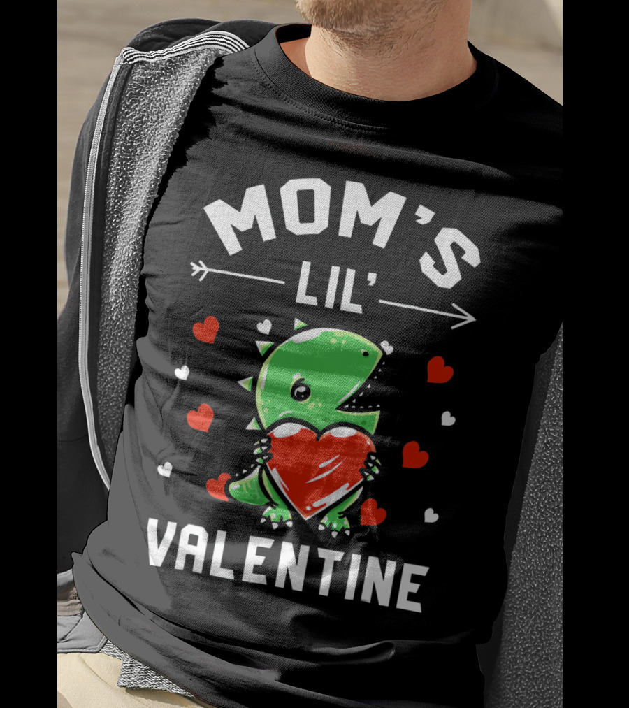 Moms Lil Valentine Dinosaur Holding Heart T-Shirt