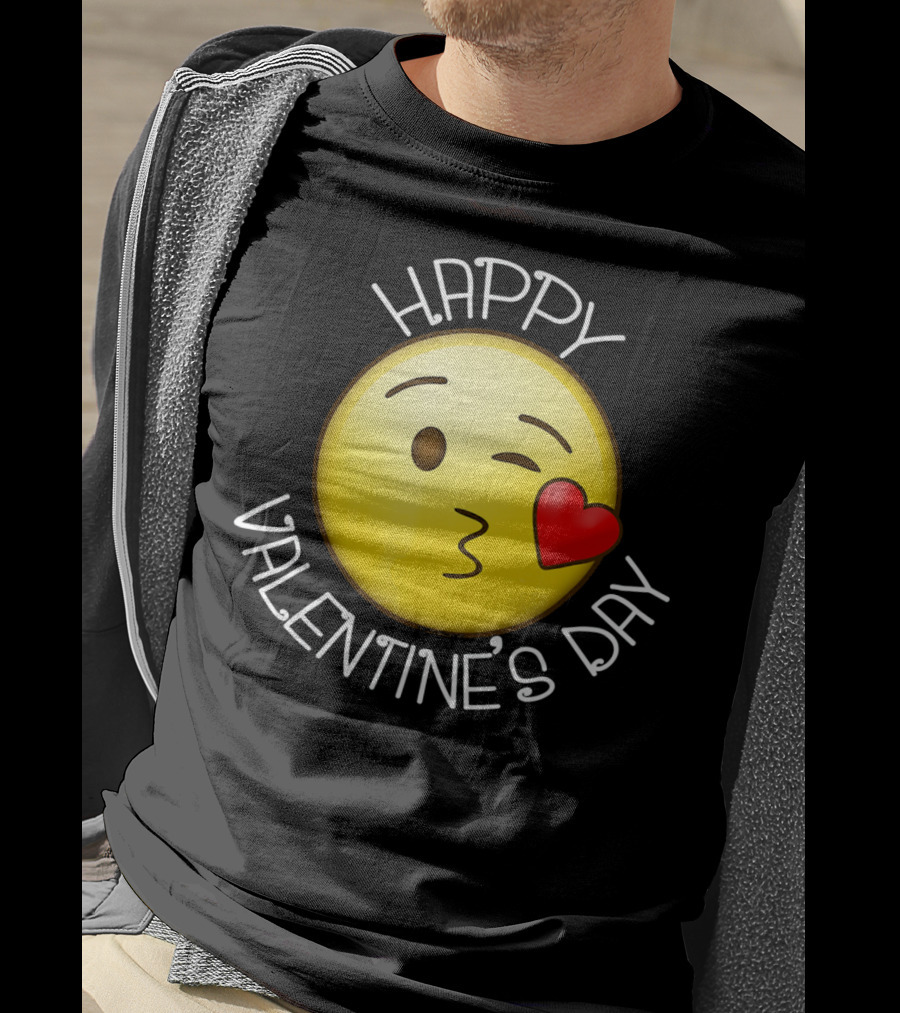 Happy Valentine's Day Cute Blow Kiss Heart Emoji Wink T-Shirt