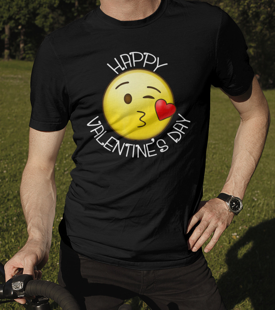 Happy Valentine's Day Cute Blow Kiss Heart Emoji Wink T-Shirt