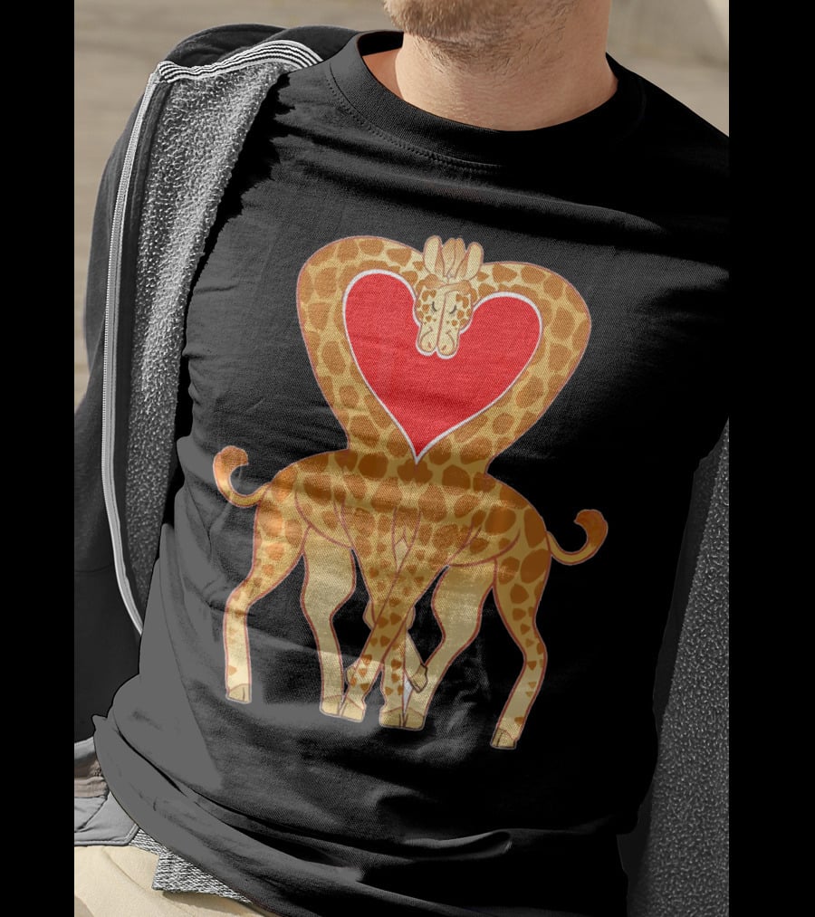 Cute Heart Giraffe Funny Valentine T-Shirt