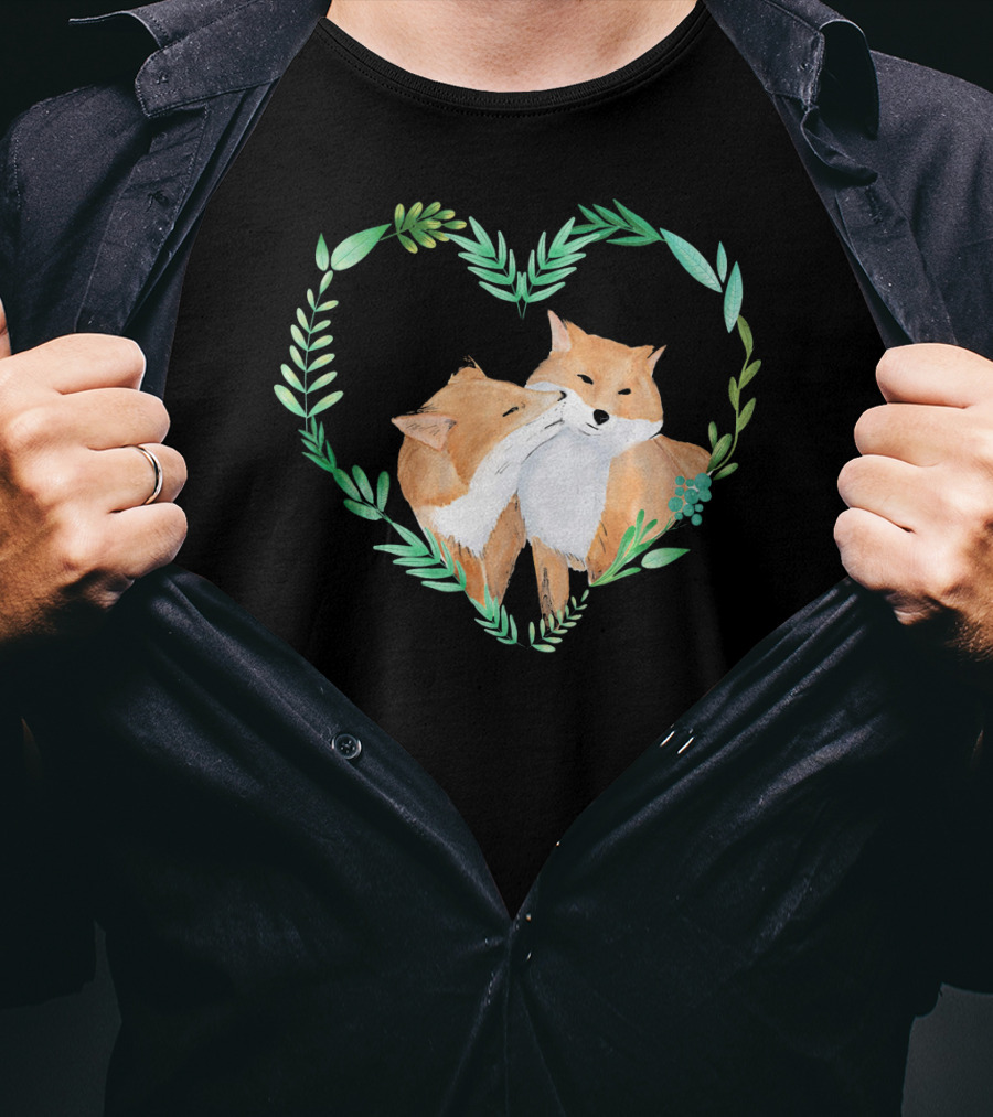 Cute Love Foxes Valentines Day Heart Greenery T-Shirt