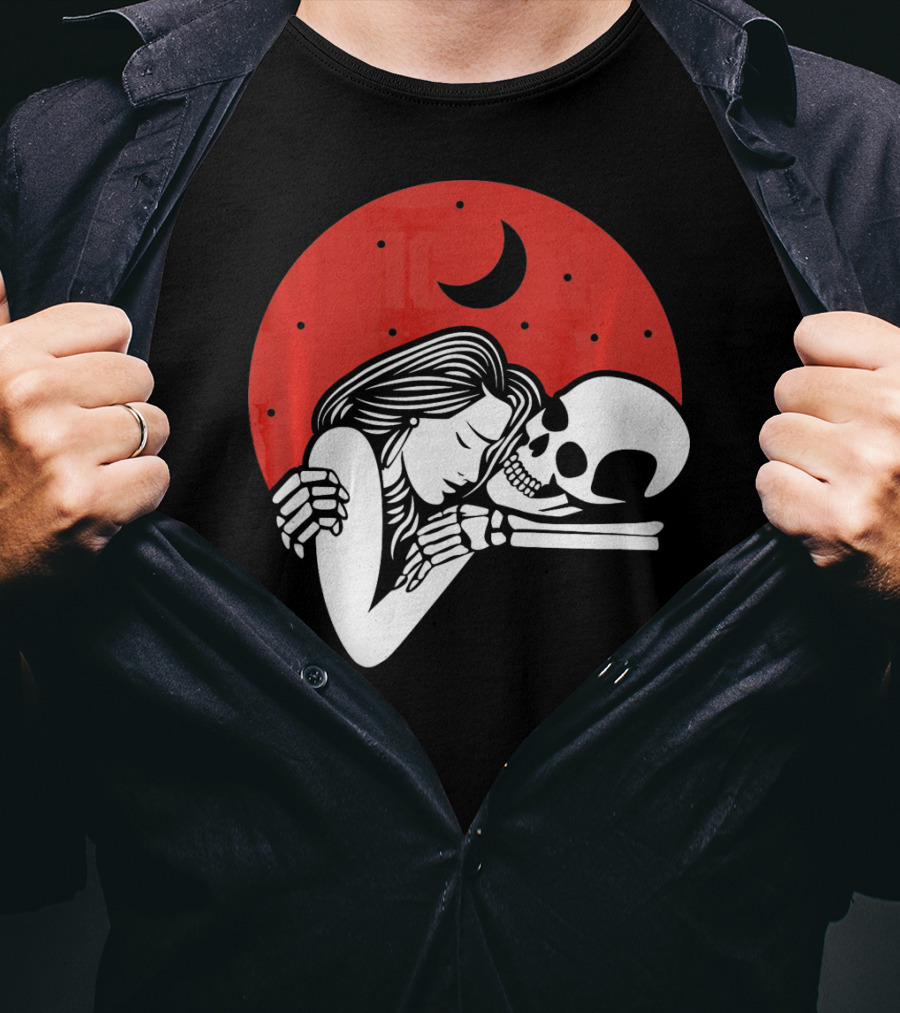 Cute Skeleton Romantic Valentines Moon Embrace T-Shirt