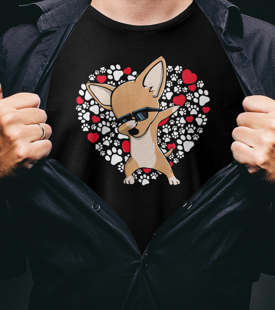 Chihuahua Dabbing Heart Paws Valentines Day Fun T-Shirt