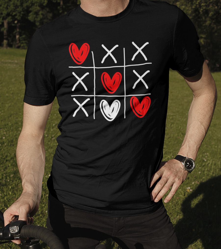Cute Hearts Tic Tac Toe Valentines Day T-Shirt