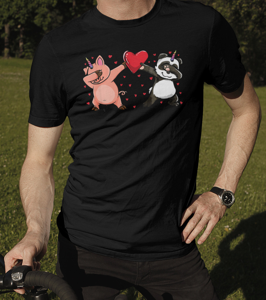 Dabbing Piggycorn Pandicorn Holding Heart Valentine T-Shirt