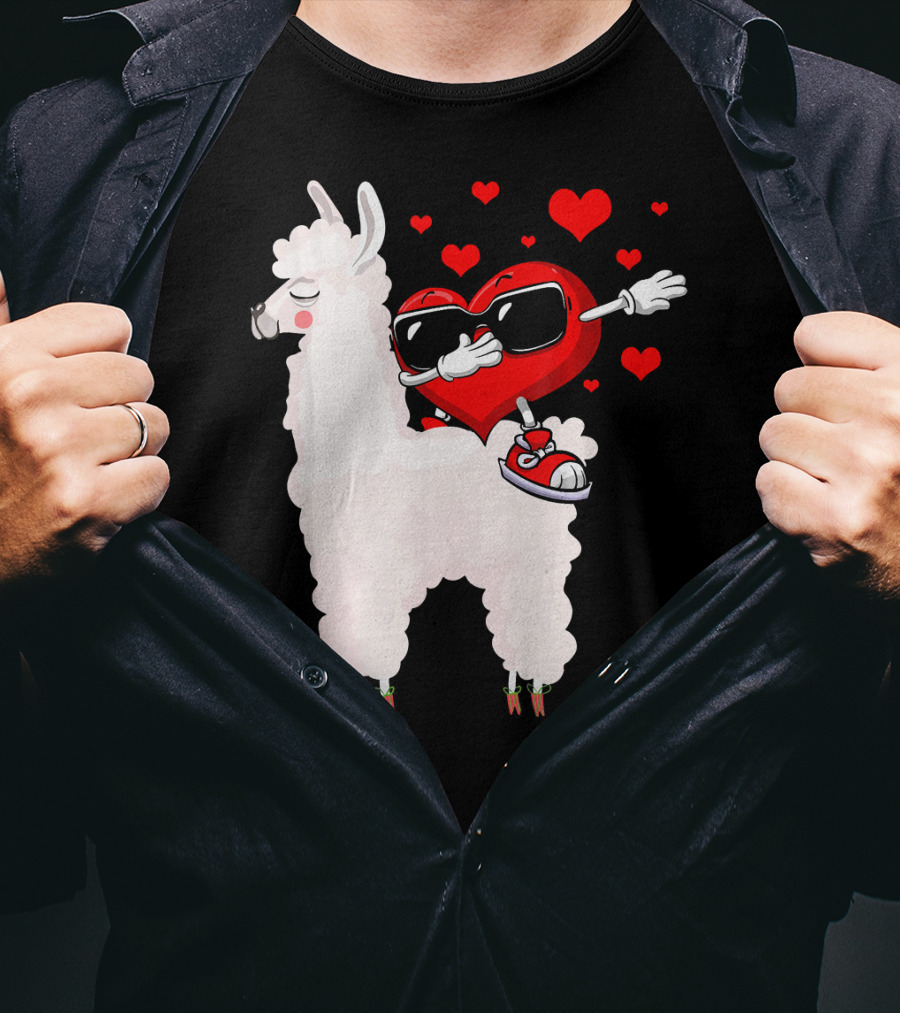 Funny Heart Dabbing On Llama Surrounded By Hearts Valentin T-Shirt