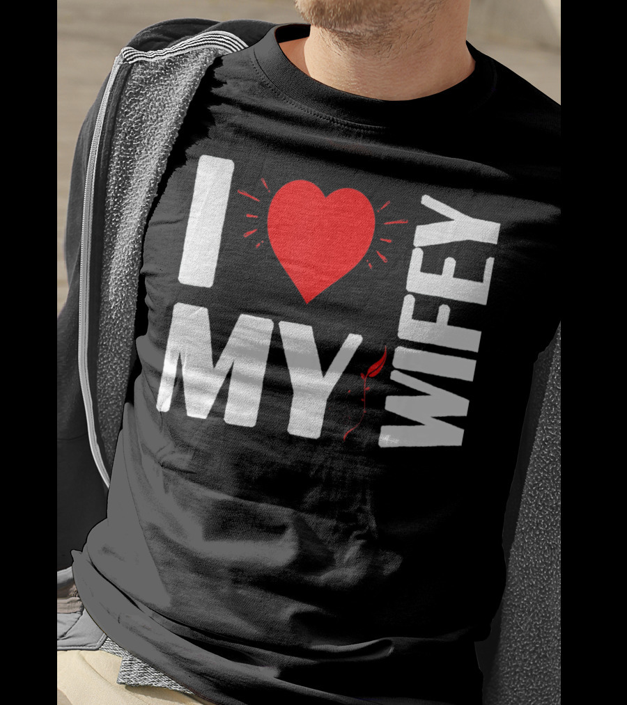 I Love My Wifey Heart Valentine's Day T-Shirt