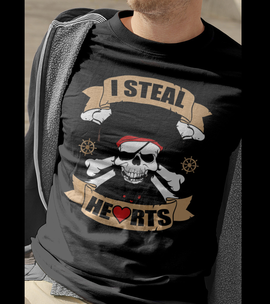 I Steal Hearts Funny Pirate Valentines Skull Bandana Steering Wheel T-Shirt