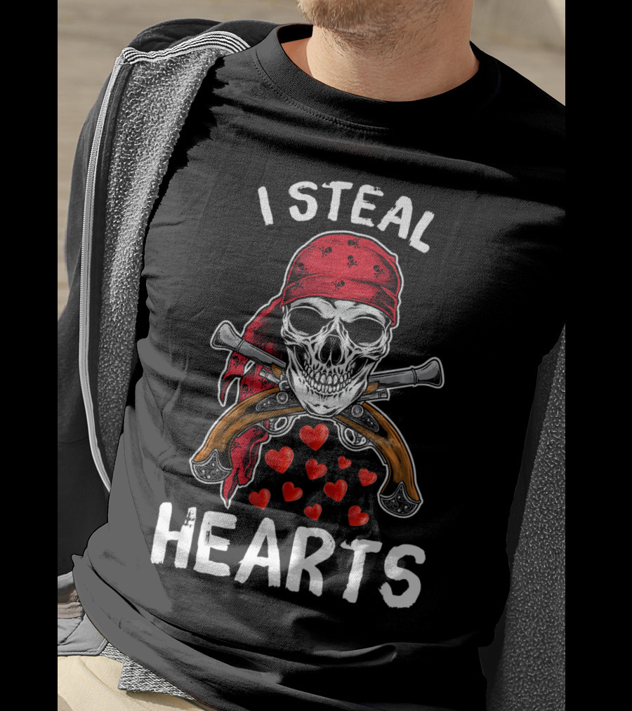 I Steal Hearts Valentines Day Pirate Skull Bandana Guns Hearts T-Shirt