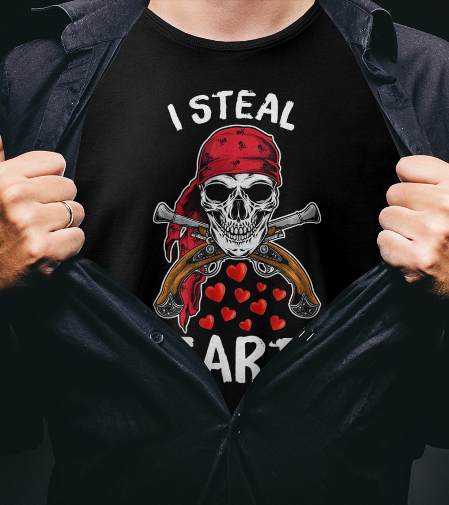 I Steal Hearts Valentines Day Pirate Skull Bandana Guns Hearts T-Shirt