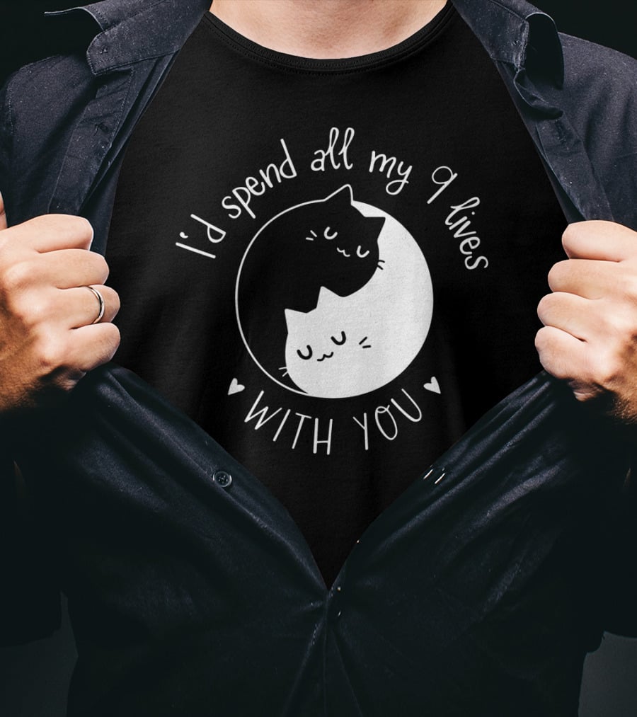 I'd Spend All My 9 Lives With You Cute Cat Circle Valentine's Day T-Shirt