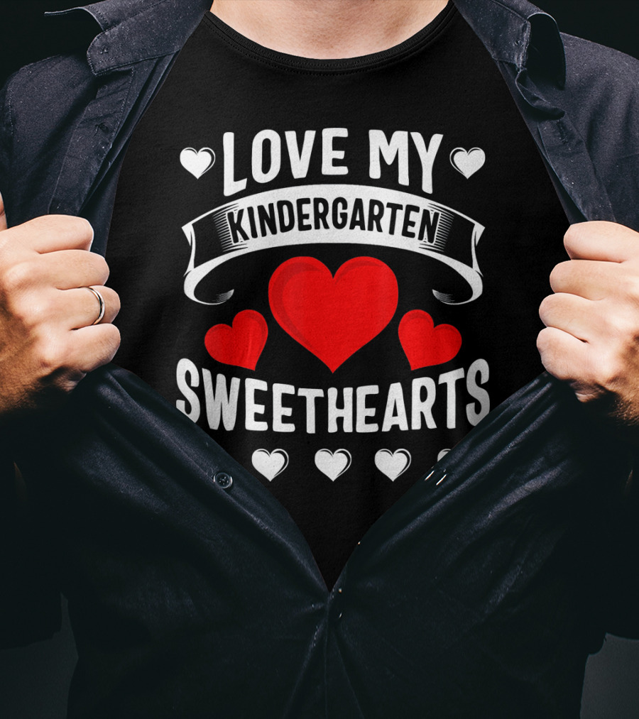 Love My Kindergarten Sweethearts Hearts T-Shirt