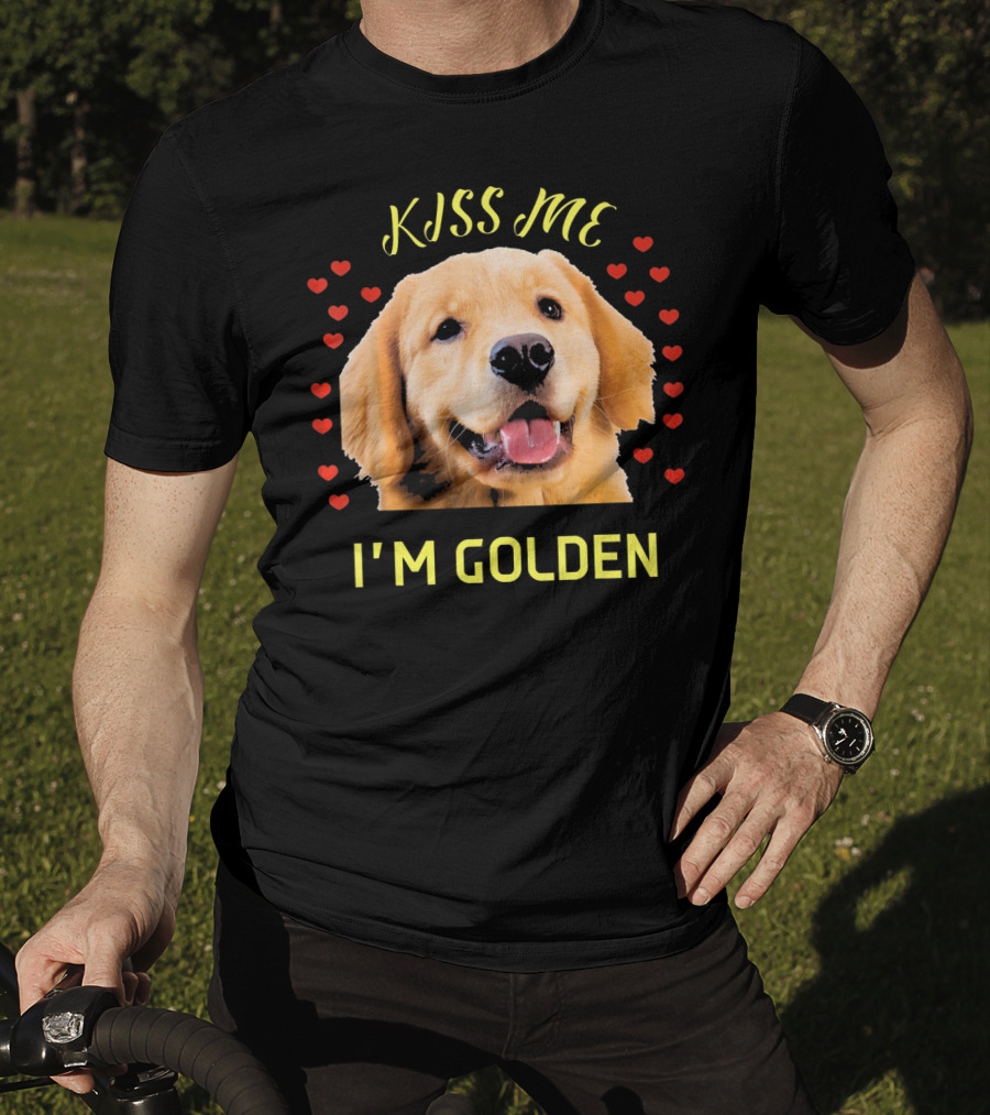 Kiss Me I'm Golden Golden Retriever Surrounded By Hearts T-Shirt