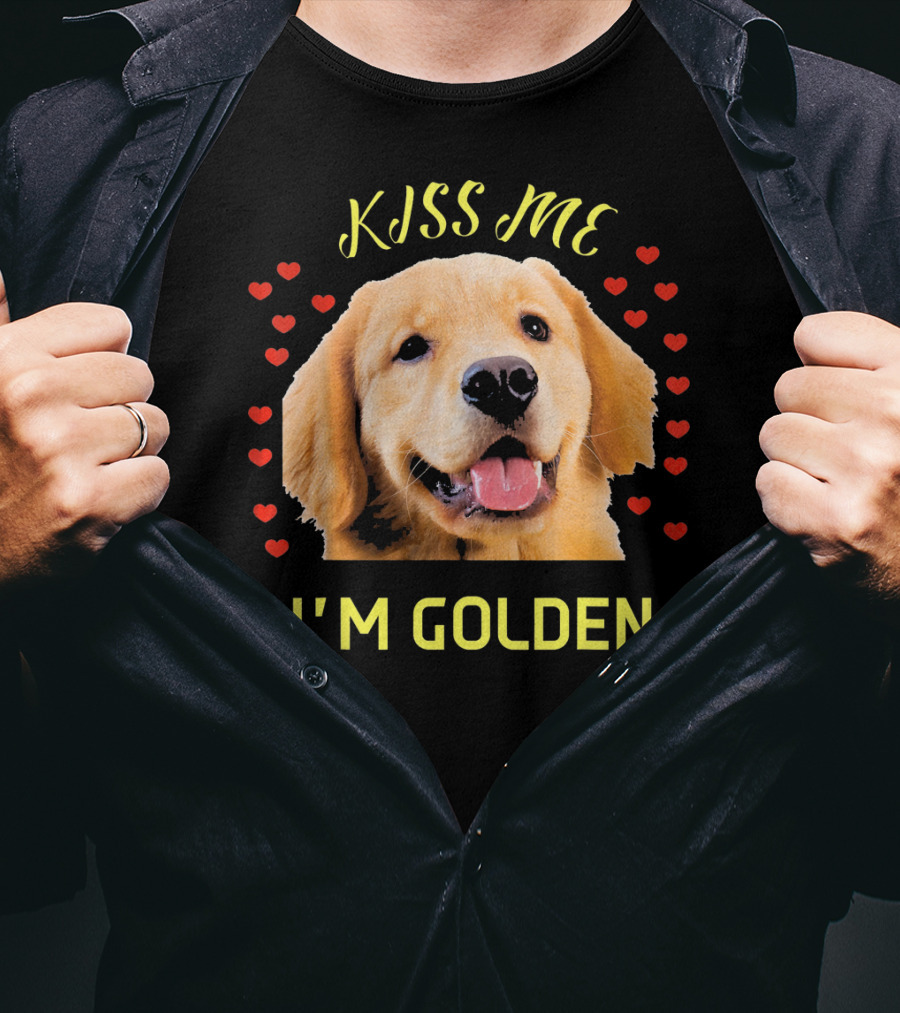 Kiss Me I'm Golden Golden Retriever Surrounded By Hearts T-Shirt