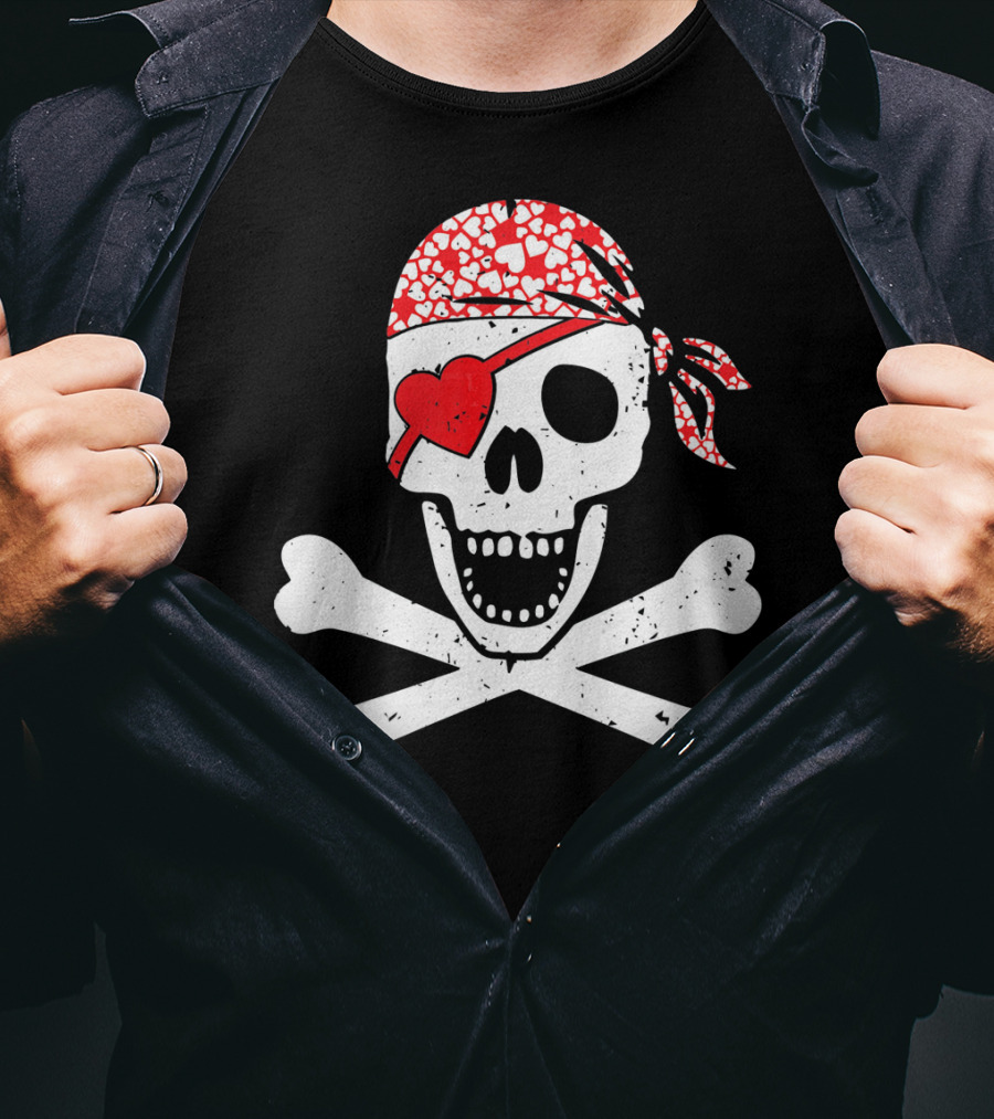 Pirate Skull And Crossbones Heart Bandana Eye Patch Flag Va T-Shirt