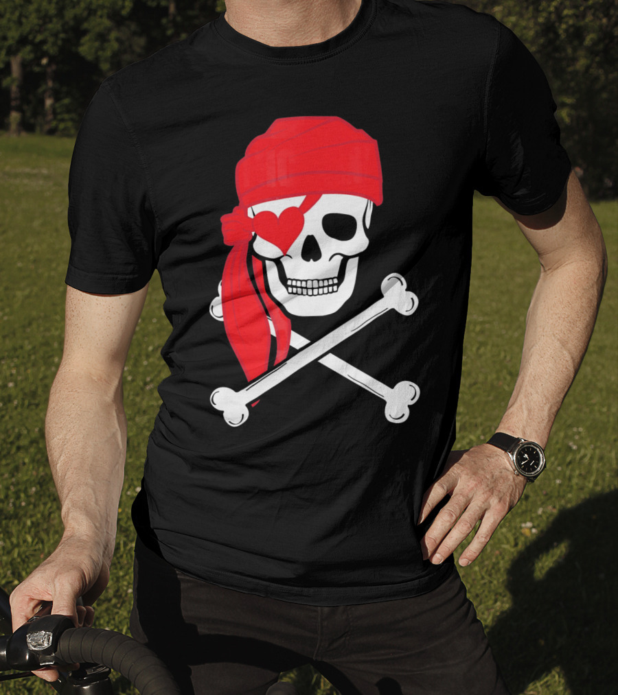 Pirate Skull And Cross Bones Heart Eyepatch Valentines T-Shirt