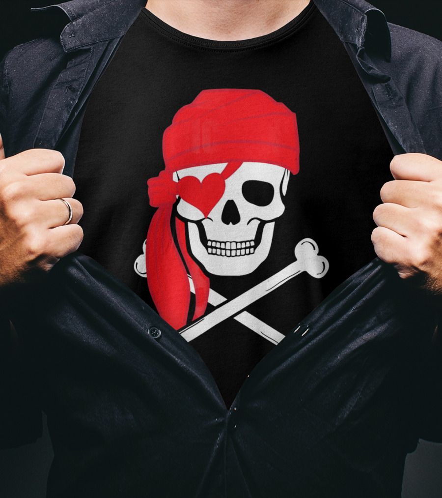 Pirate Skull And Cross Bones Heart Eyepatch Valentines T-Shirt