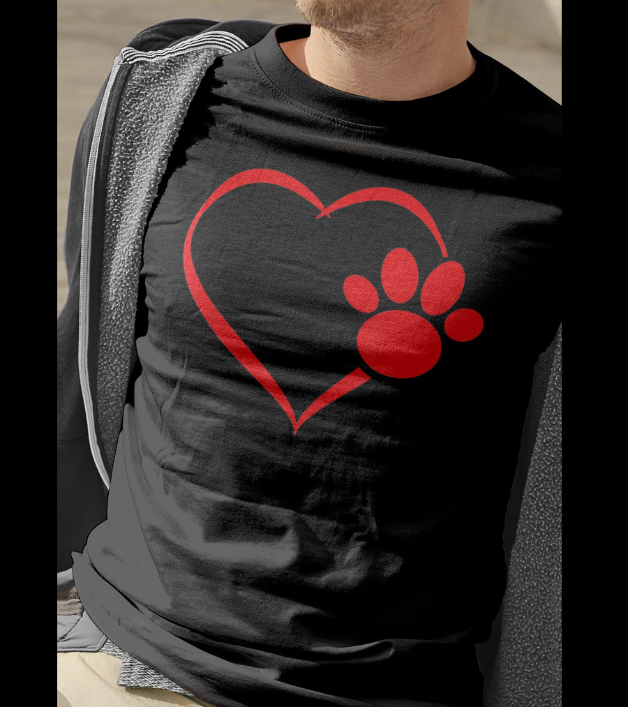 Red Heart Dog And Cat Paw Print Heart Va Love Pet Pawprint T-Shirt