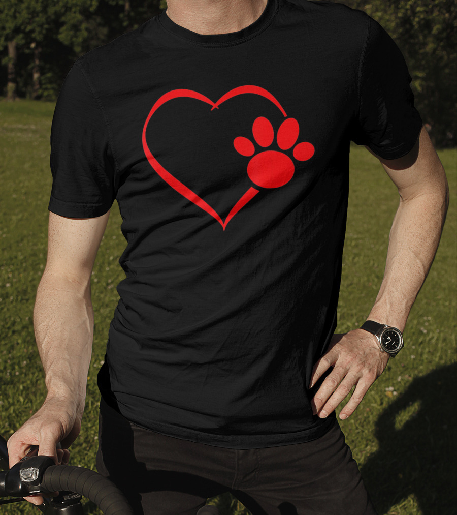 Red Heart Dog And Cat Paw Print Heart Va Love Pet Pawprint T-Shirt