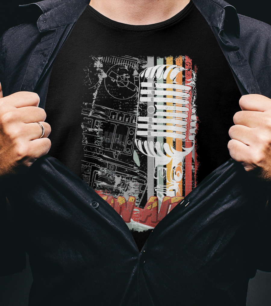 Retro Vintage Microphone On Air Broadcast Stripes T-Shirt