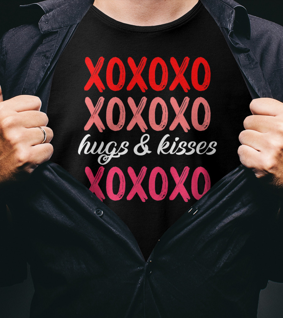 XOXOXO Hugs Kisses Valentines Red Pink White T-Shirt