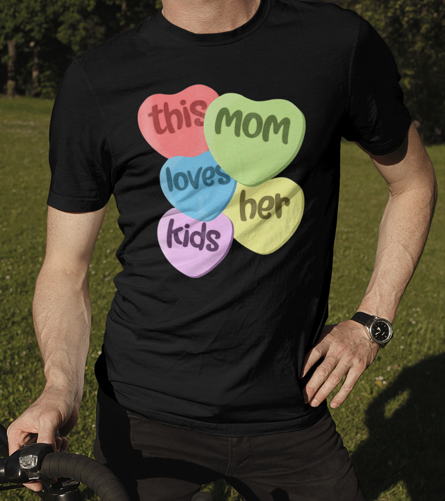This Mom Loves Her Kids Valentines T-Shirt