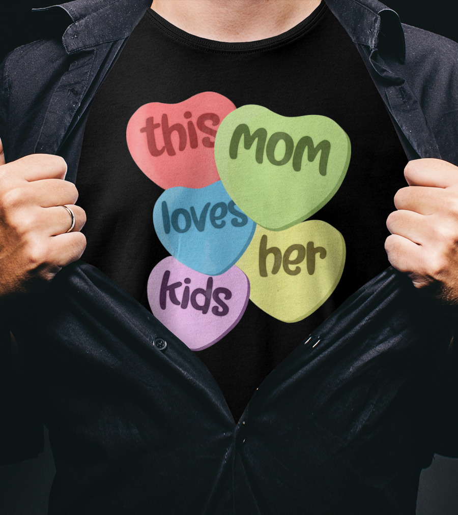 This Mom Loves Her Kids Valentines T-Shirt