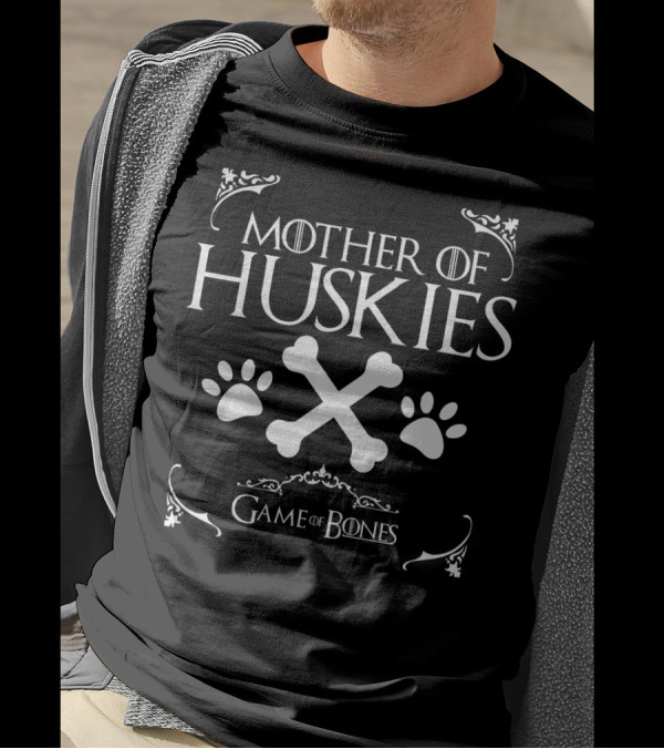 Mother Of Huskies Game Of Bones Paw Prints Crossbones T-Shirt