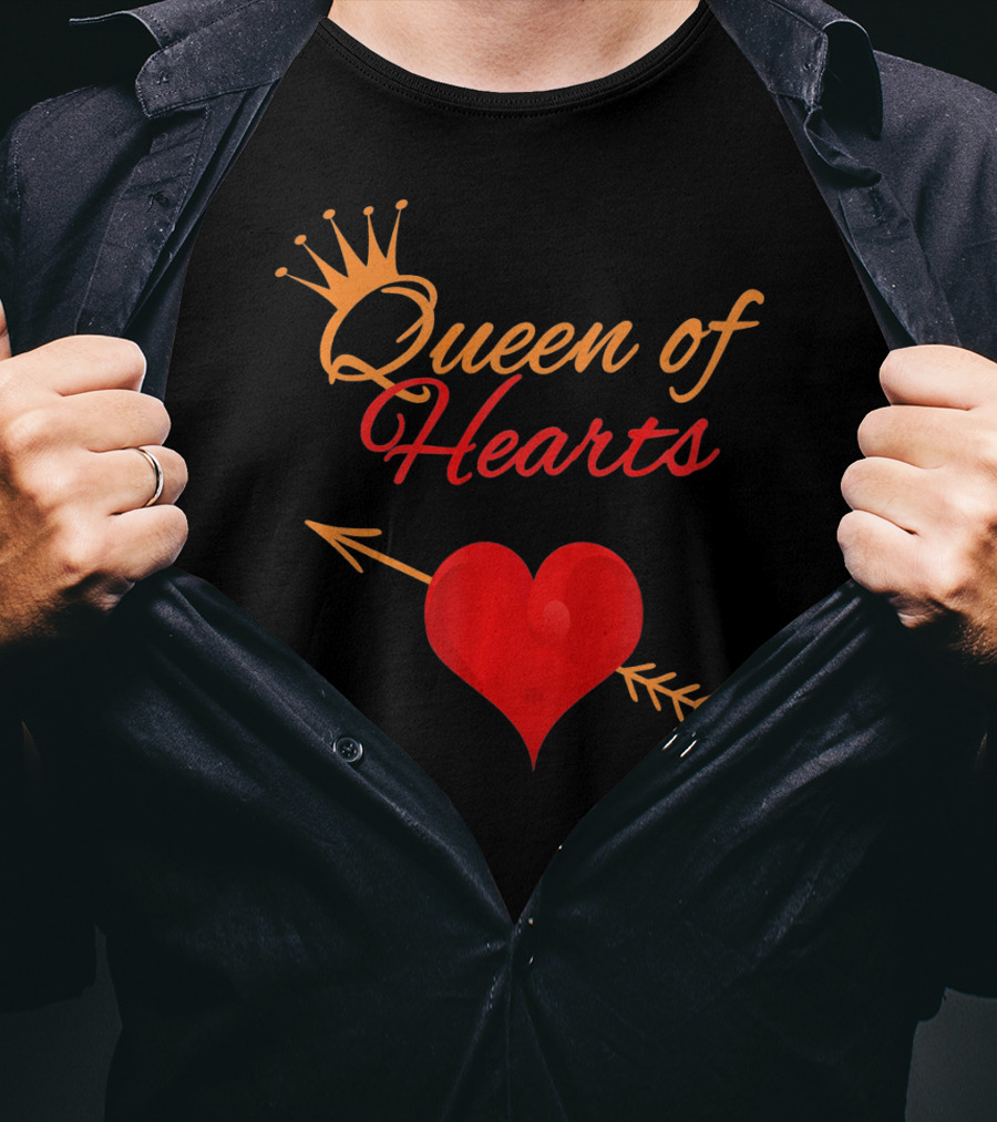 Mothers Day Queen Of Hearts Arrow And Crown T-Shirt