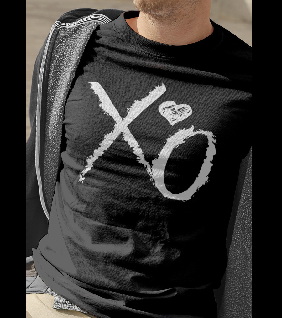 XO Heart Valentines Hugs And Kisses T-Shirt