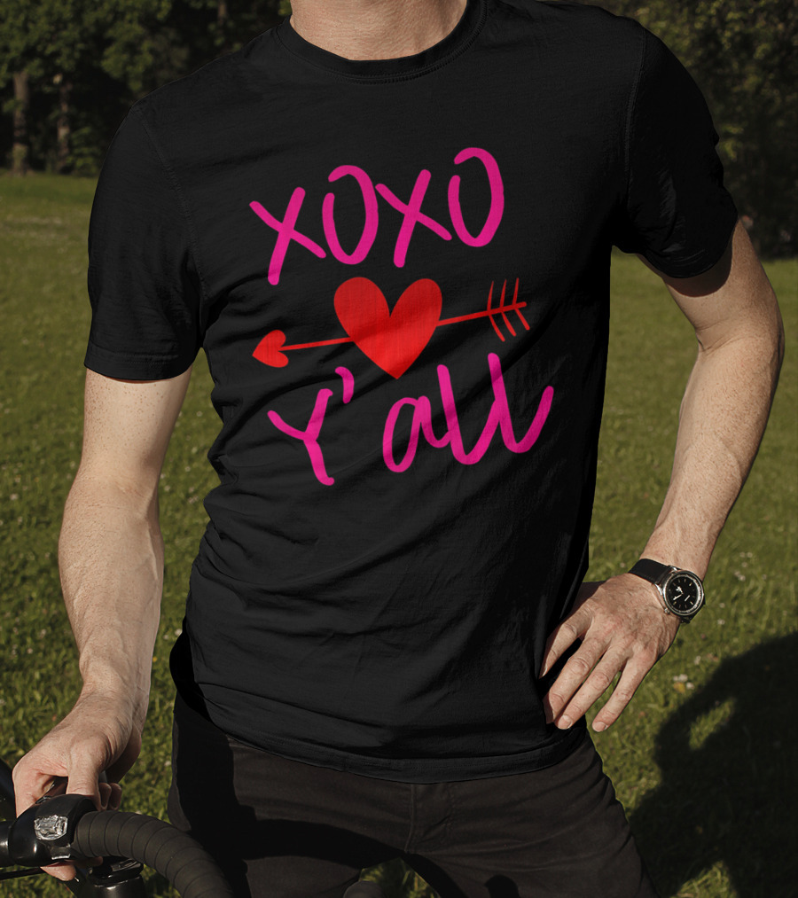XOXO Heart Arrow Y'all Red Pink Valentines Day T-Shirt