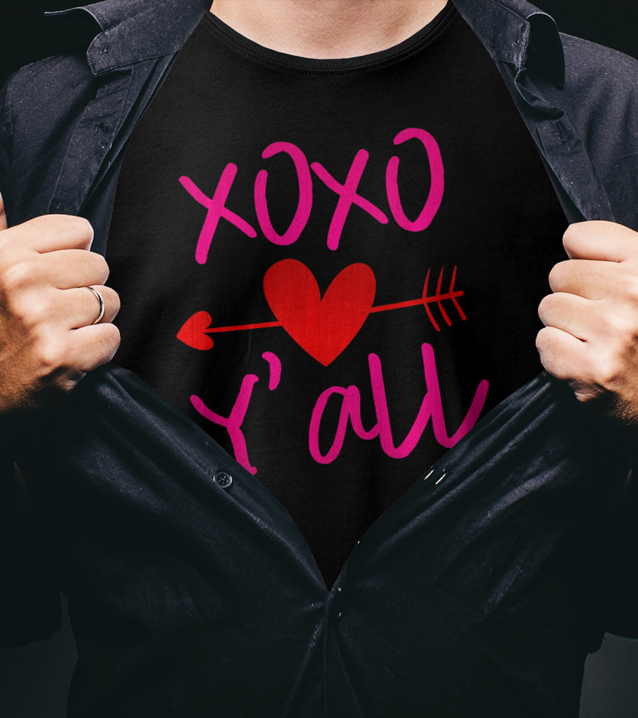 XOXO Heart Arrow Y'all Red Pink Valentines Day T-Shirt