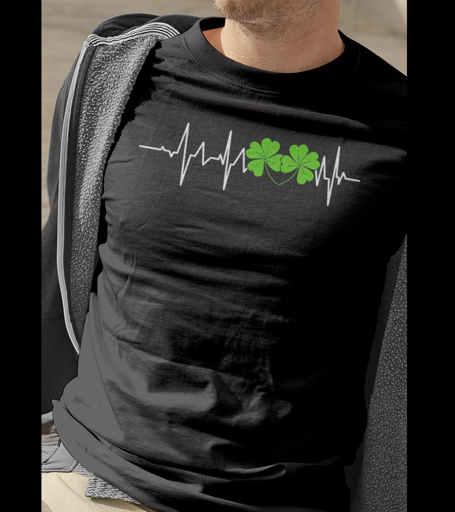 St Patricks Shamrocks Heartbeat Monitor T-Shirt