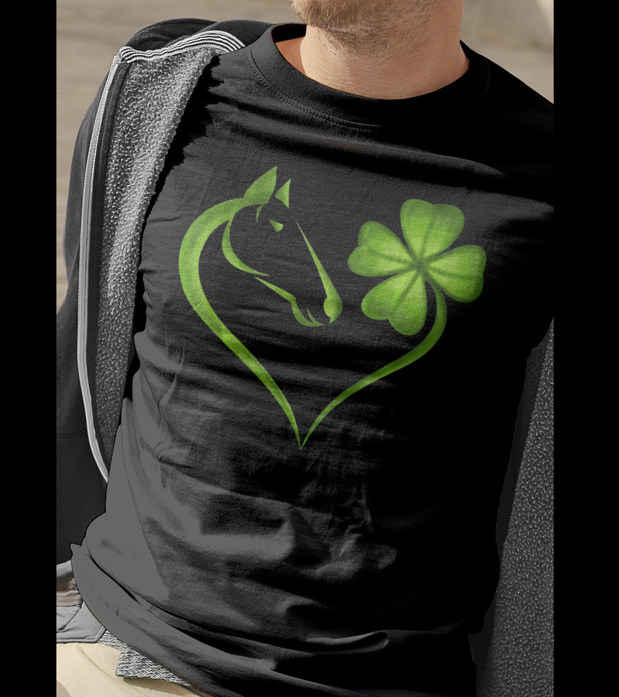 Horse Lucky Clover Heart Shape St. Patrick's Day T-Shirt