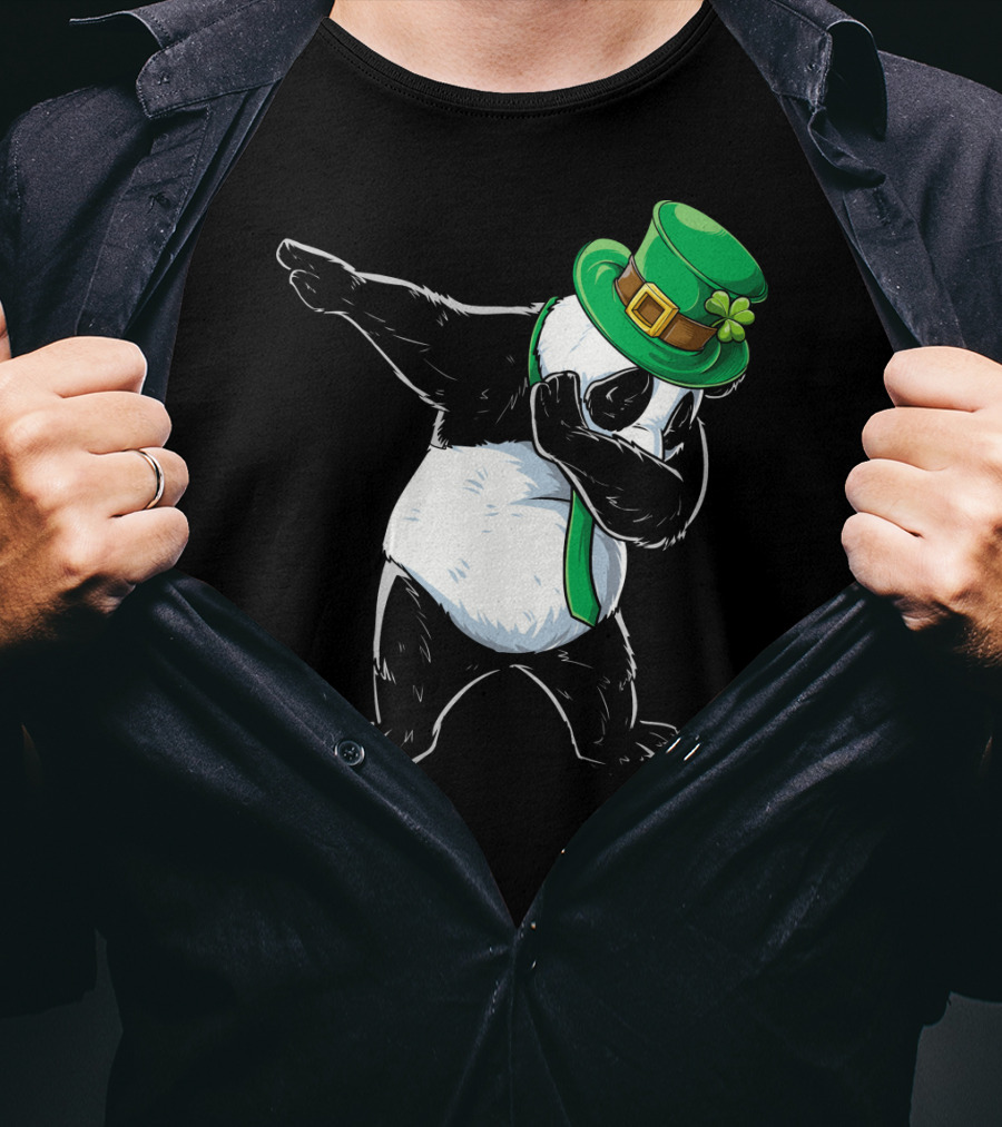 Dabbing Panda St Patricks Day Hat And Green Scarf T-Shirt