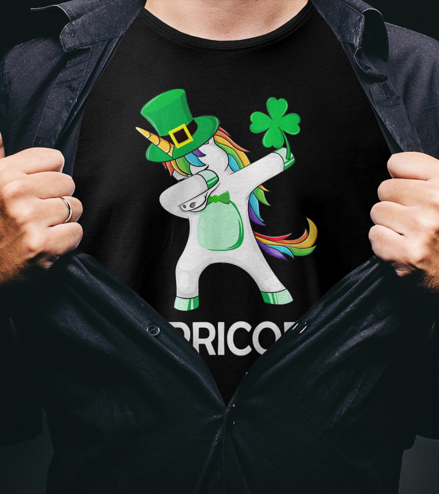 Lepricorn Unicorn Leprechaun Dabbing With Shamrock And Green Hat T-Shirt